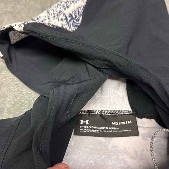 Under Amour Hooded Jacket, Black, White, Navy, Lightweight, Size M - Picture 6 of 9